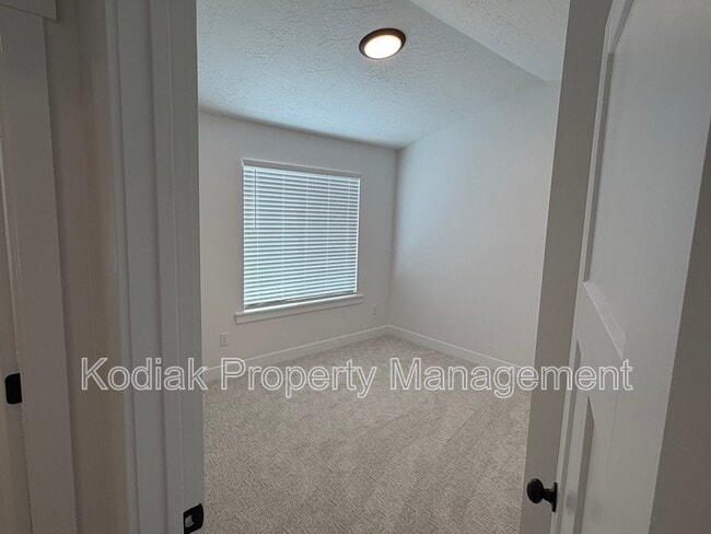 Building Photo - 8812 S Cys Pk Lane