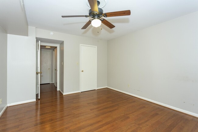 Building Photo - 2014 Montreat Pkwy