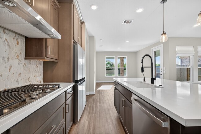 Building Photo - 5350 Lantana River Ln