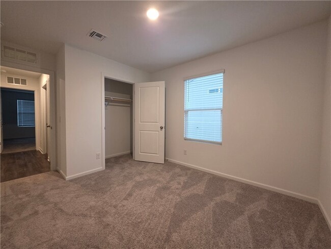 Building Photo - 2079 E Desert Greens Dr