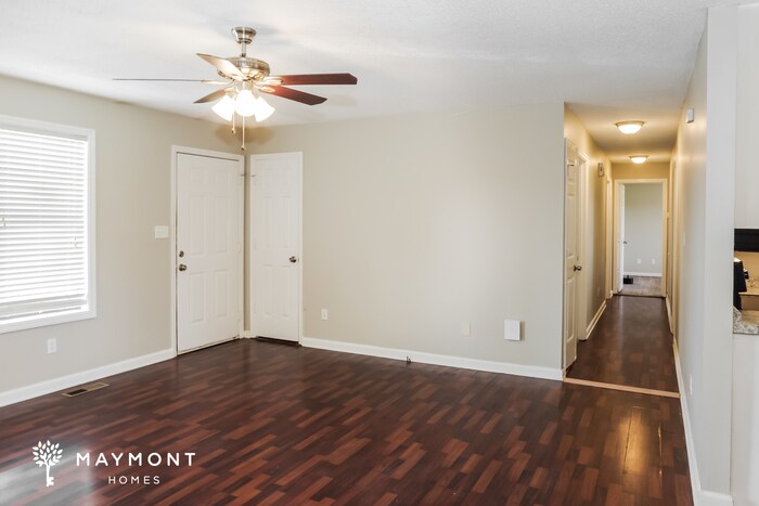 Building Photo - 29944 Little Creek Rd