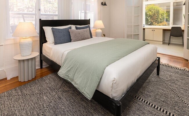 Building Photo - 7 Panoramic Way