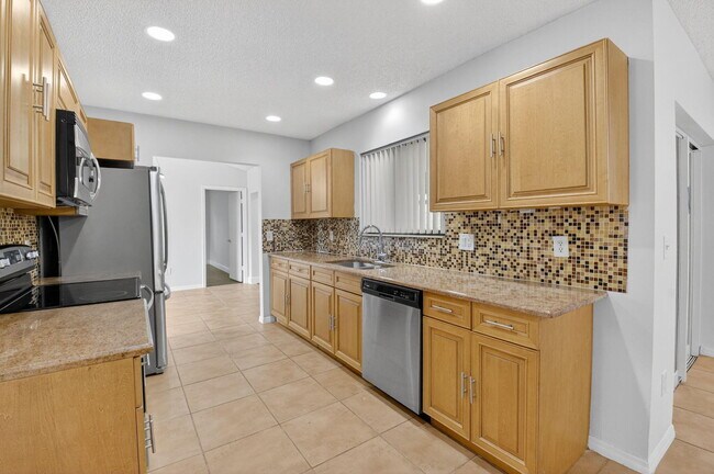 Building Photo - 4135 Bay Laurel Way