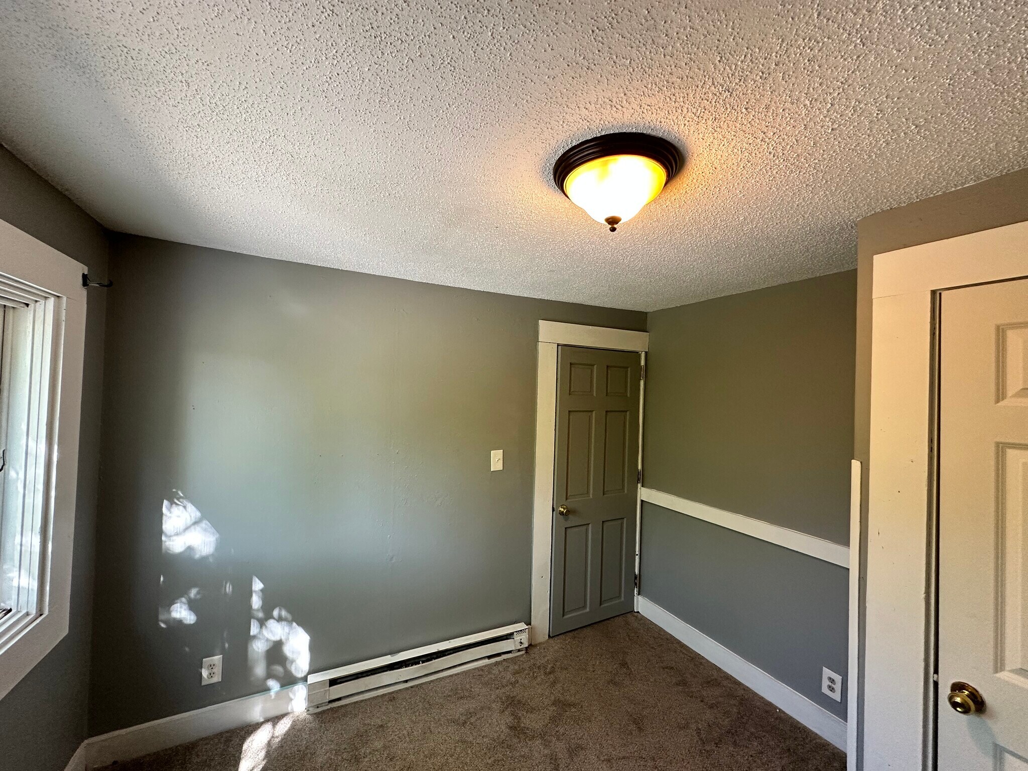 Building Photo - 1388 Furness Pky