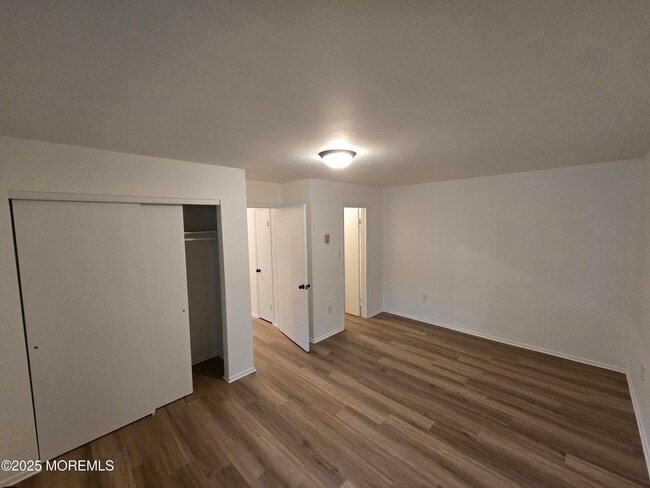 Building Photo - 218 Medford Ct