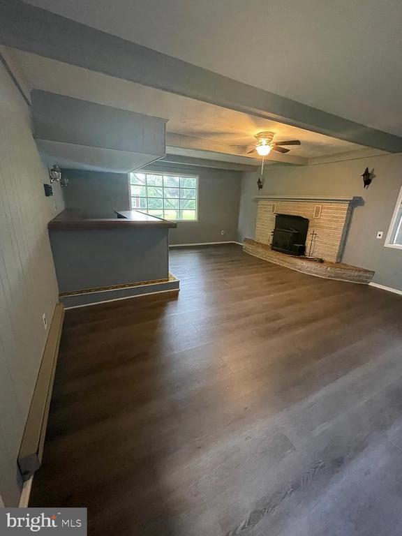 Building Photo - 205 Old Magothy Bridge Rd