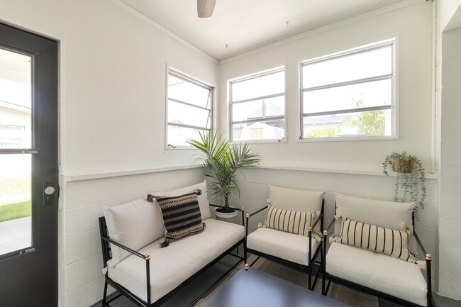 Building Photo - 7703 Southside Ln