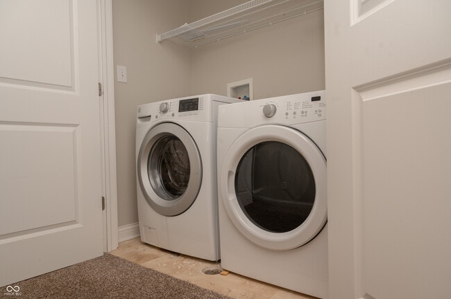 Building Photo - 428 Neuman Way