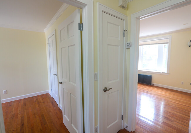 Hallway - 4412 Barnett Ave