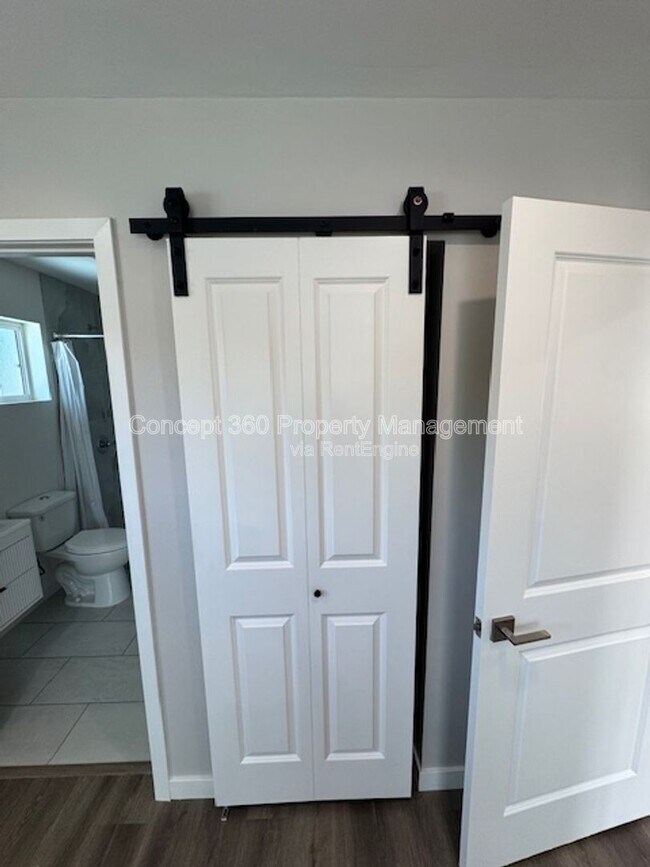 Building Photo - 254 Quincy Ave