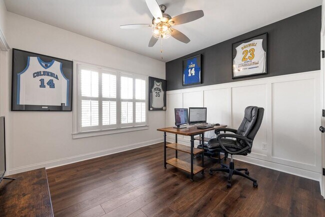 Building Photo - 4020 Manor Oak Cir