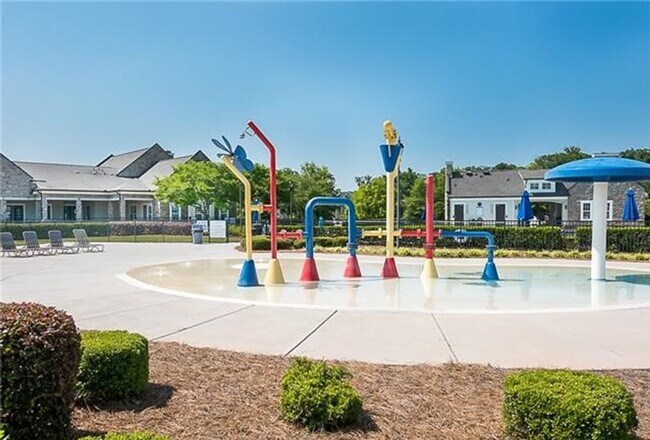 Building Photo - Enjoy the Community's Resort Like Living!