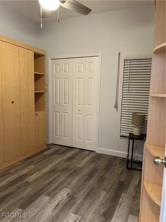 Building Photo - 10700 Aqua Surf Ct
