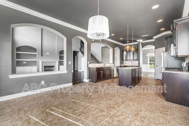 Building Photo - 2544 Brookwater Ln