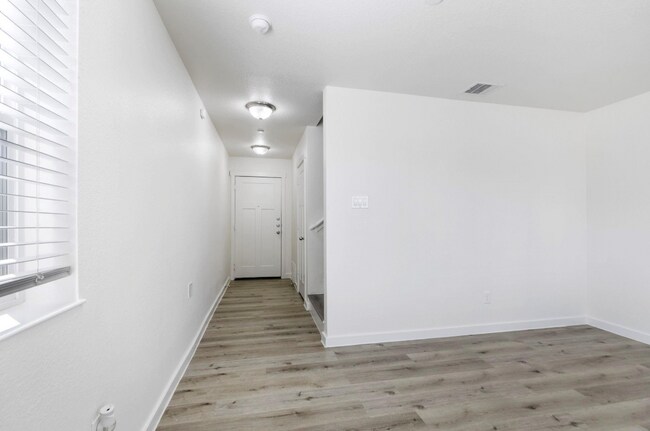 Building Photo - 21155 Gosling Rd