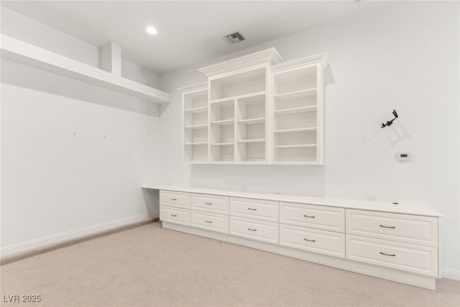 Building Photo - 9813 Moon Valley Pl