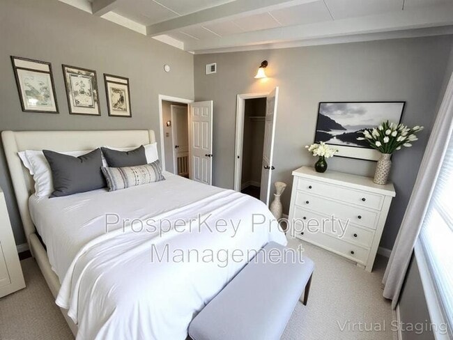 Building Photo - 185 Wickham Dr