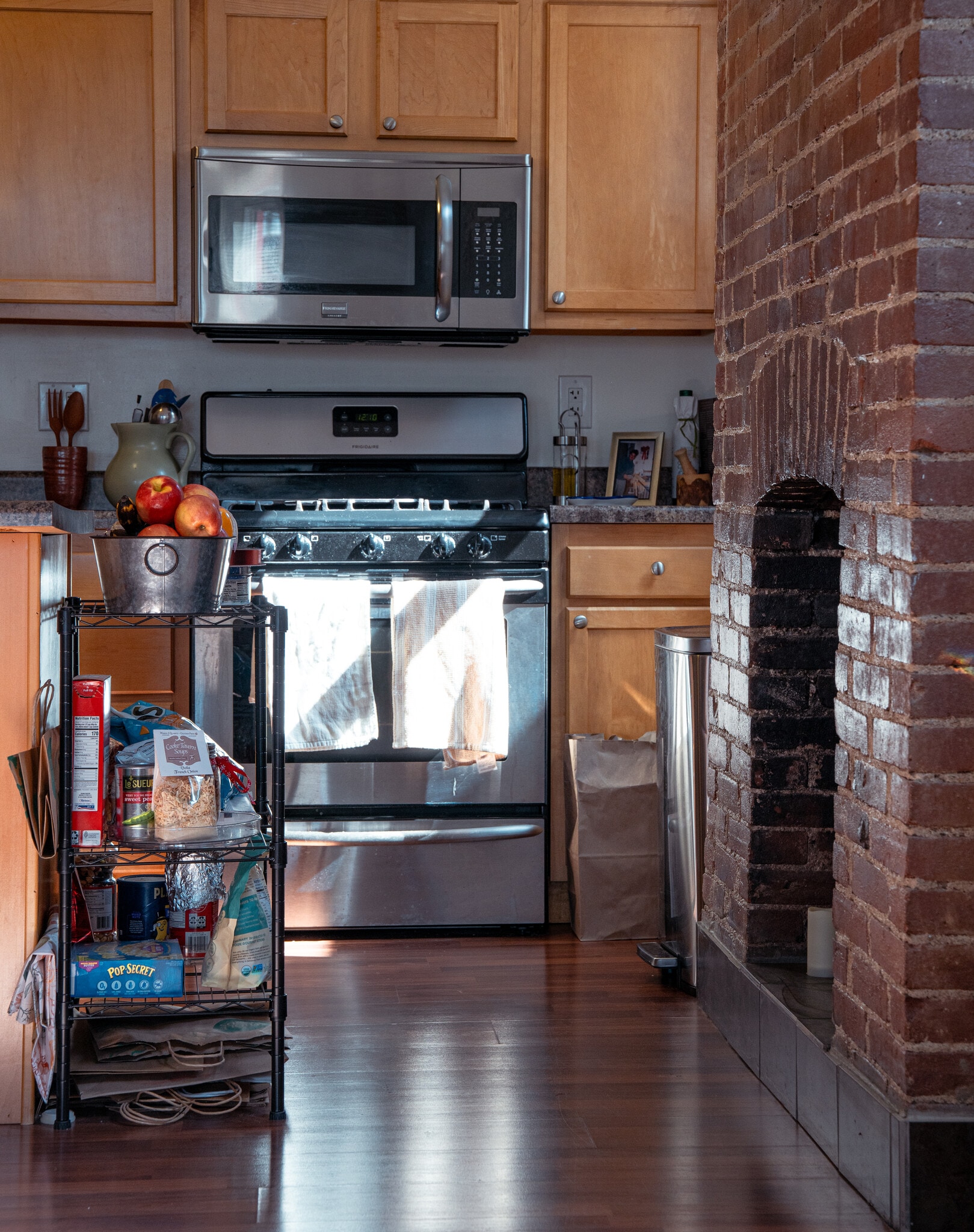 Building Photo - 625 S Negley Ave