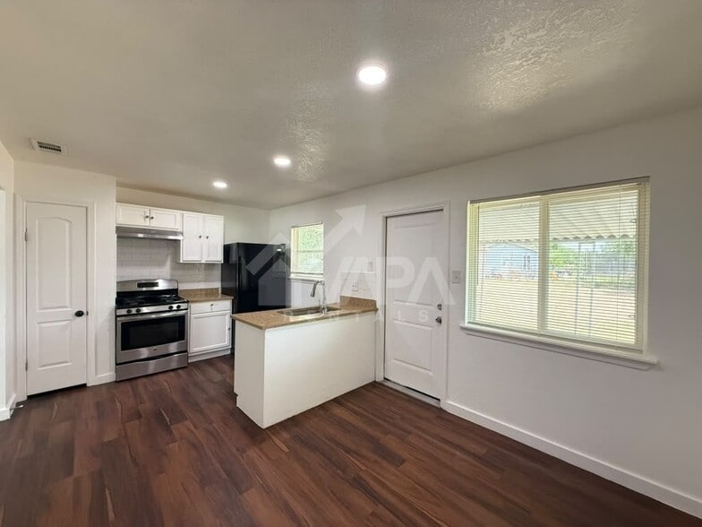 Building Photo - 5306 Boatman Rd