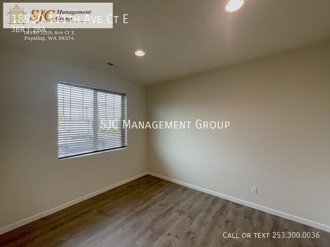 Building Photo - 18930 111th Ave Ct E