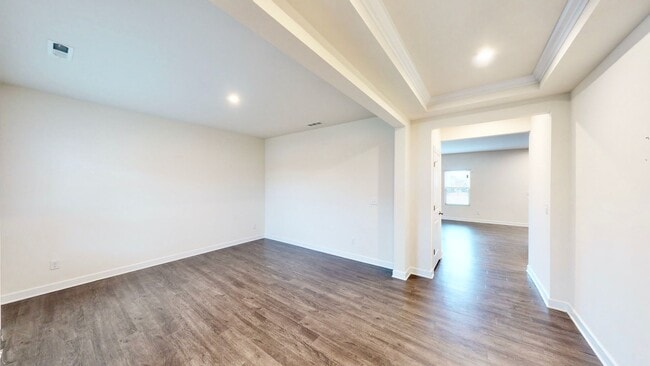 Building Photo - 4500 Collingham Dr