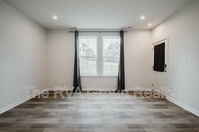 Building Photo - 14479 Hancock Towns Dr