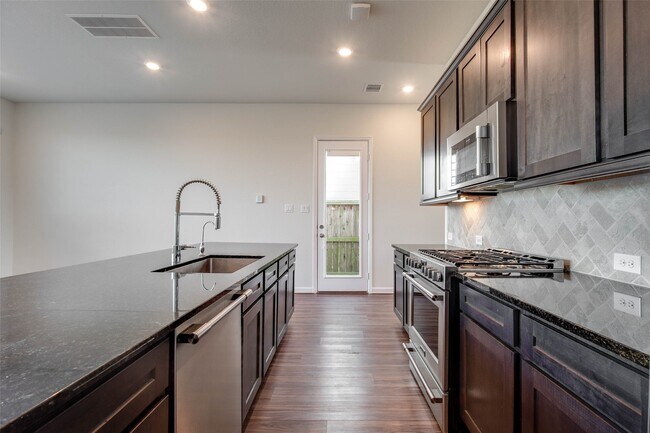 Building Photo - 22746 Sutherland Bend Ln