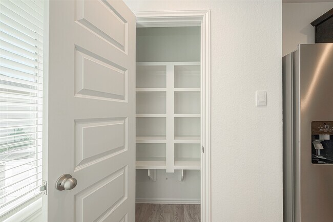 Building Photo - 2731 Willow Gulch Wy