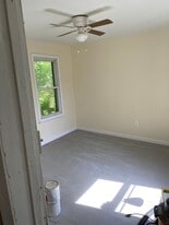 Building Photo - 208 W Adams Ave