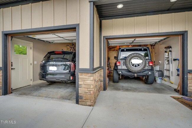 Building Photo - 1007 Shadyside Dr