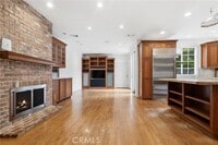 Building Photo - 500 3rd St