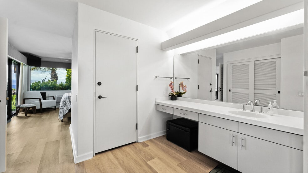 Building Photo - 50 Puu Anoano St