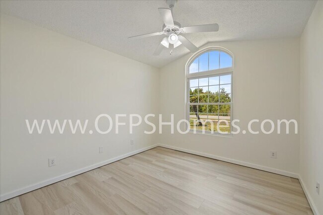 Building Photo - 4900 Cherokee Heights