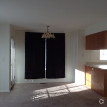 Building Photo - 2962 W Villard St