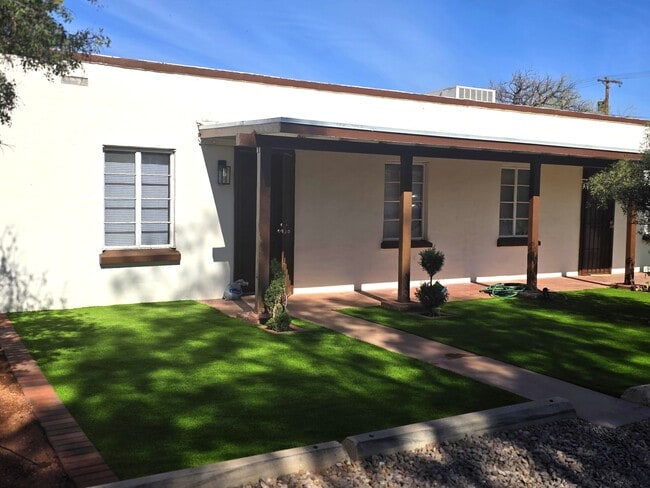 Building Photo - 435 E Drachman St