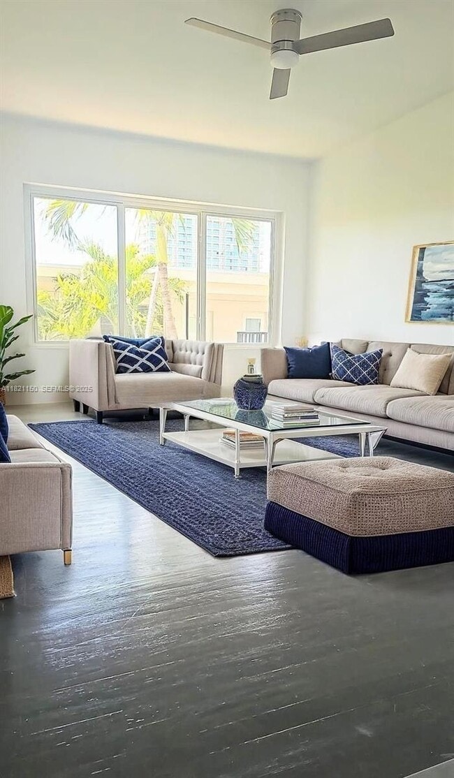 Building Photo - 7325 Byron Ave