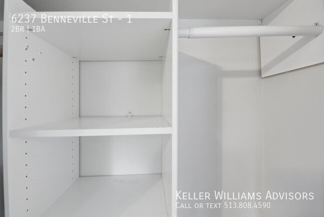 Building Photo - 6237 Benneville St