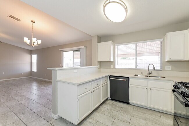 Building Photo - 1042 Juniper Ridge Ave