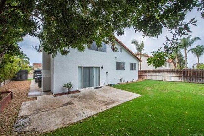 Building Photo - Encinitas 4br  2 car garage granite kitchen Huge Yard Home Remodeled TEXT 858-774-1574 $6290