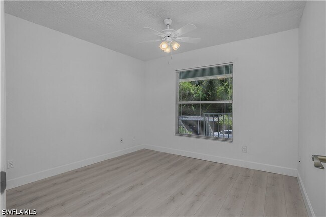 Building Photo - 133 Wading Bird Cir