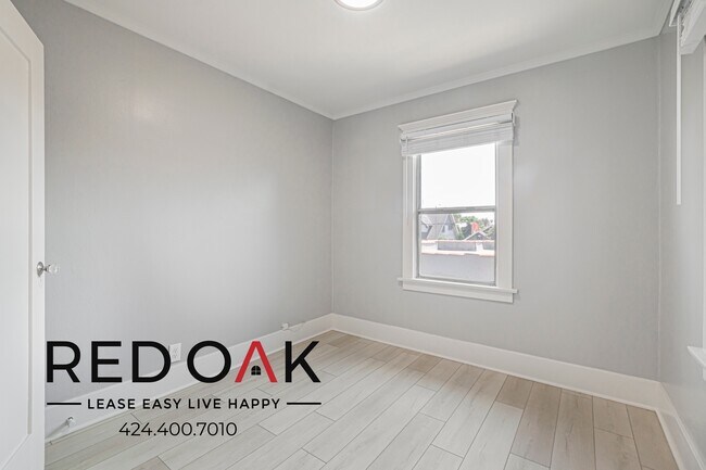 Building Photo - 1117-1123 Appleton St-1121 1/2