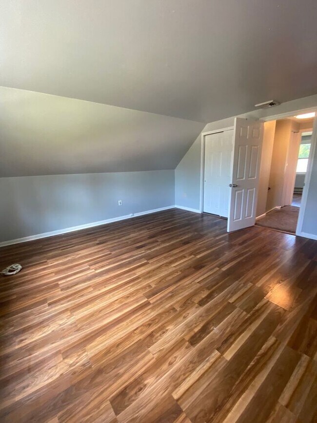 Building Photo - Welcome Home