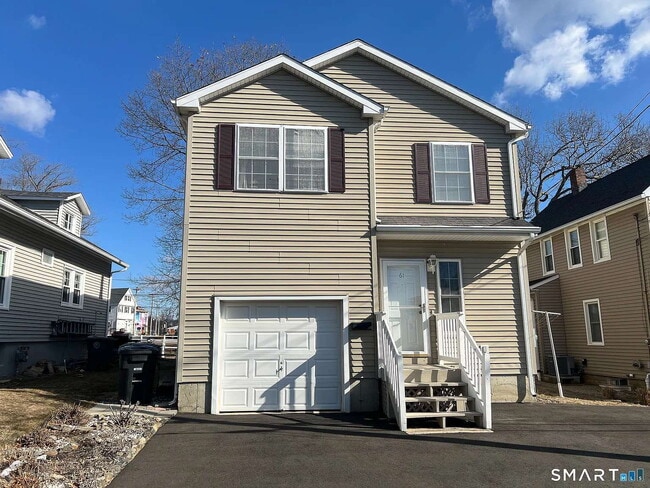 Building Photo - Welcome to 61 Laurel Ave, a beautifully updated 3 bedroom, 2.5 bathroom home
