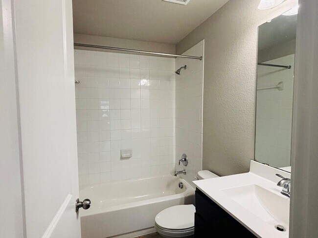 Building Photo - 1313 Bear Peak Ln