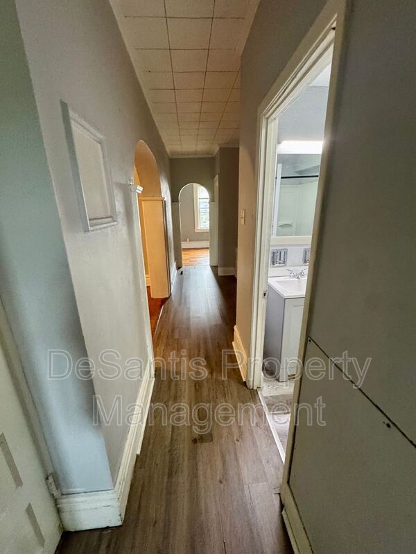 Building Photo - 1810 Brownsville Rd