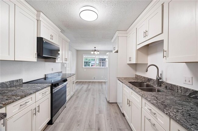 Building Photo - 86 Pioneer Trail