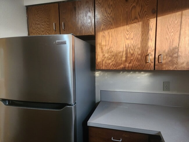 Building Photo - 903 Filbert Ct