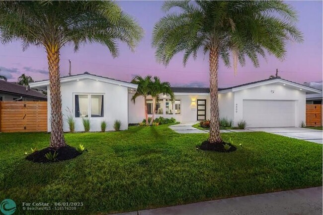 Building Photo - 6600 NE 21st Dr