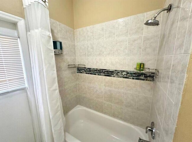 Building Photo - 5212 Jasmine Trace Ln