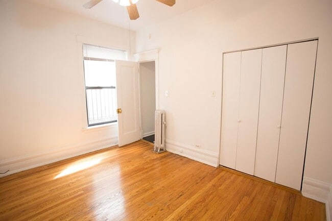 Interior Photo - Drexel Terrace